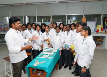 Students practicing medicine compounding