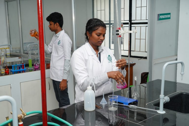 Pharmaceutical analysis lab session