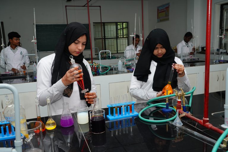 Pharmaceutical chemistry experiment